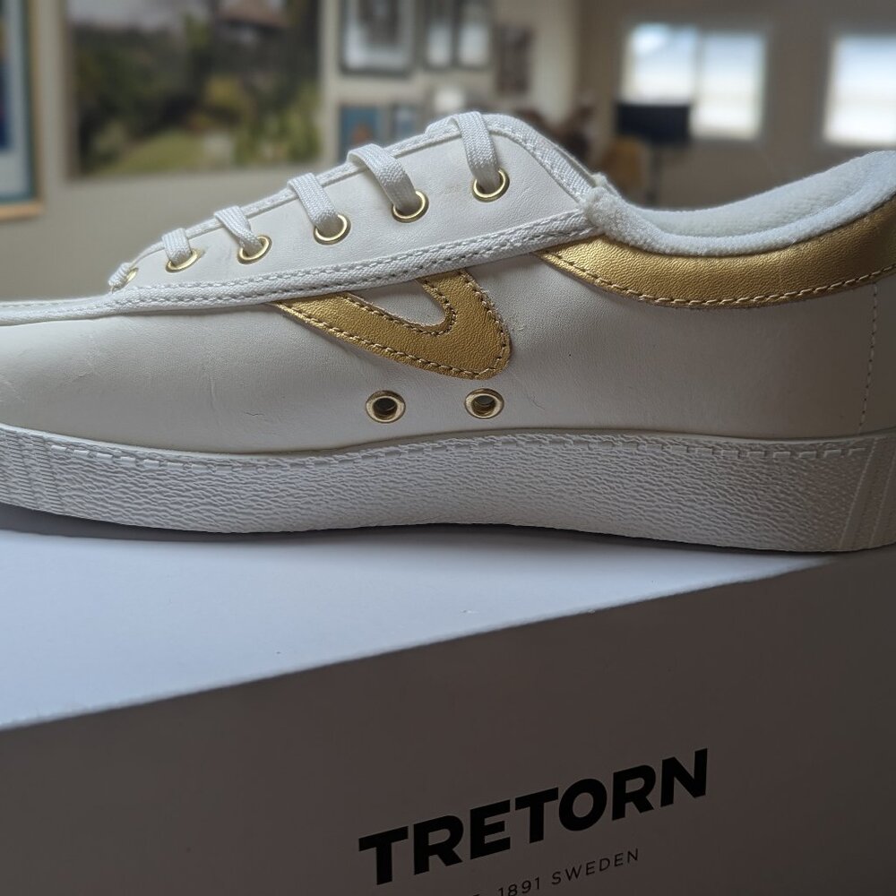 New Draper James x Tretorn women's leather trainers